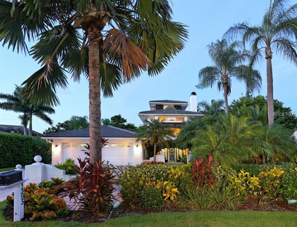 1395 HARBOR DRIVE