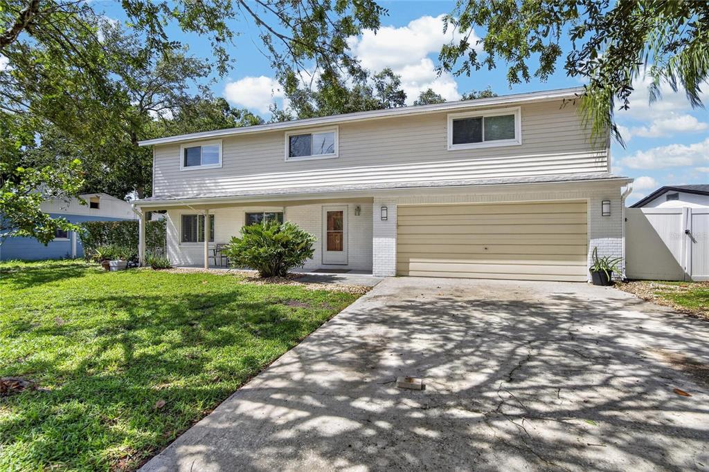 10718 DRUMMOND RD, TAMPA, FL — photo 2 of 30