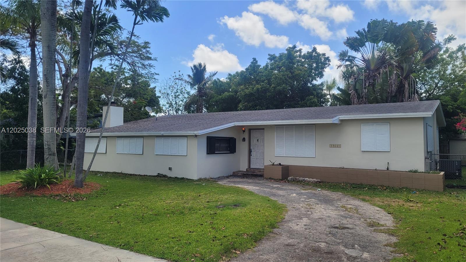 19641 Belview Dr, Cutler Bay FL 33157