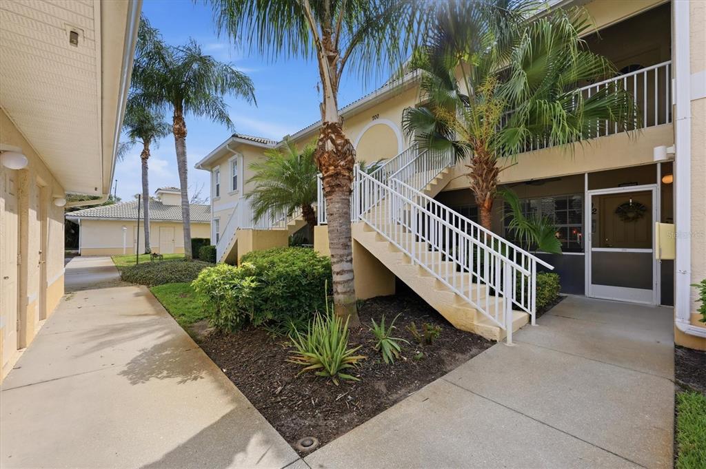 700 MIRABELLA CIRCLE UNIT 102, VENICE, FL — photo 3 of 27