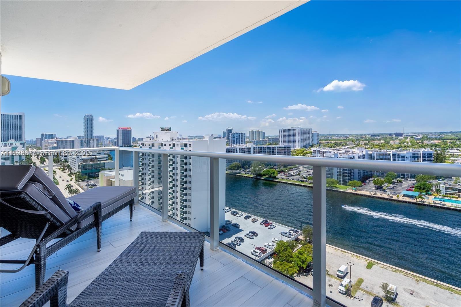 2751 S Ocean Dr, Hollywood FL 33019