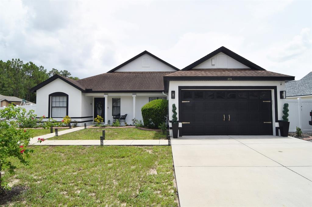 372 SHADY OAK LOOP