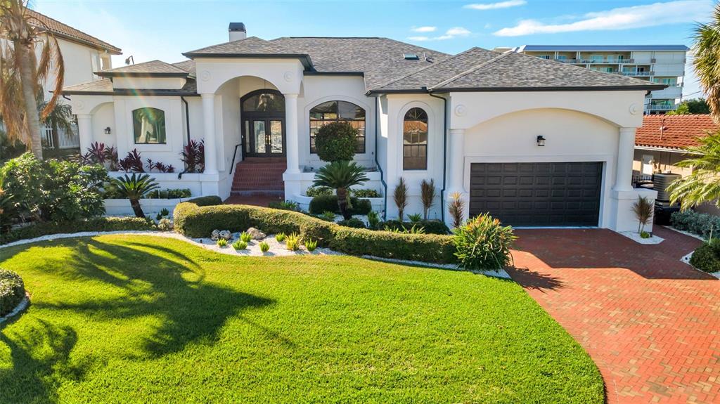 112 LEEWARD ISLAND