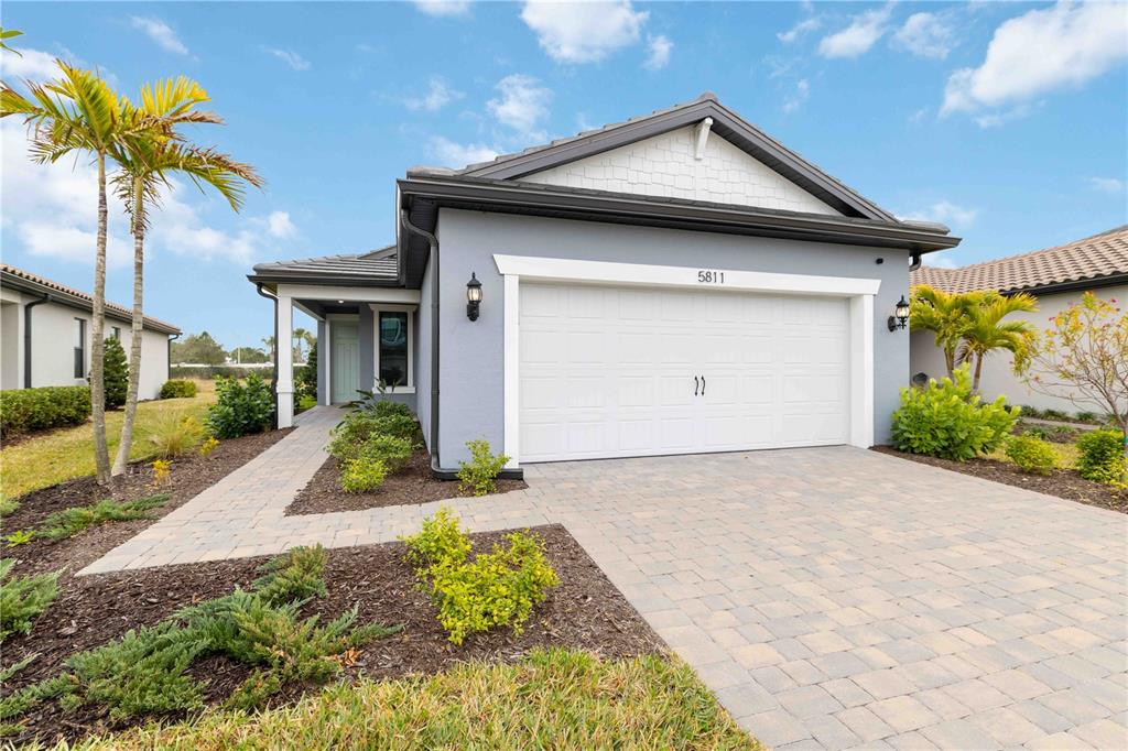 5811 SILVERSIDE PINE COURT