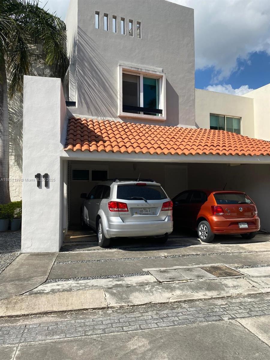 ro — photo 2 of 23
