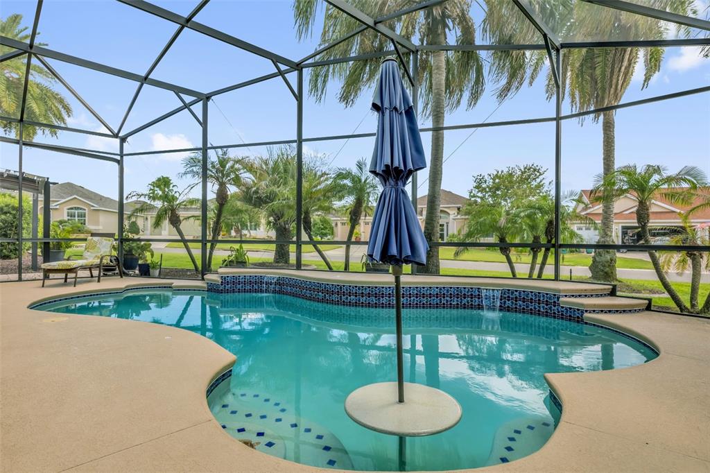 1885 OAKCREST PATH, THE VILLAGES, FL — photo 2 of 30