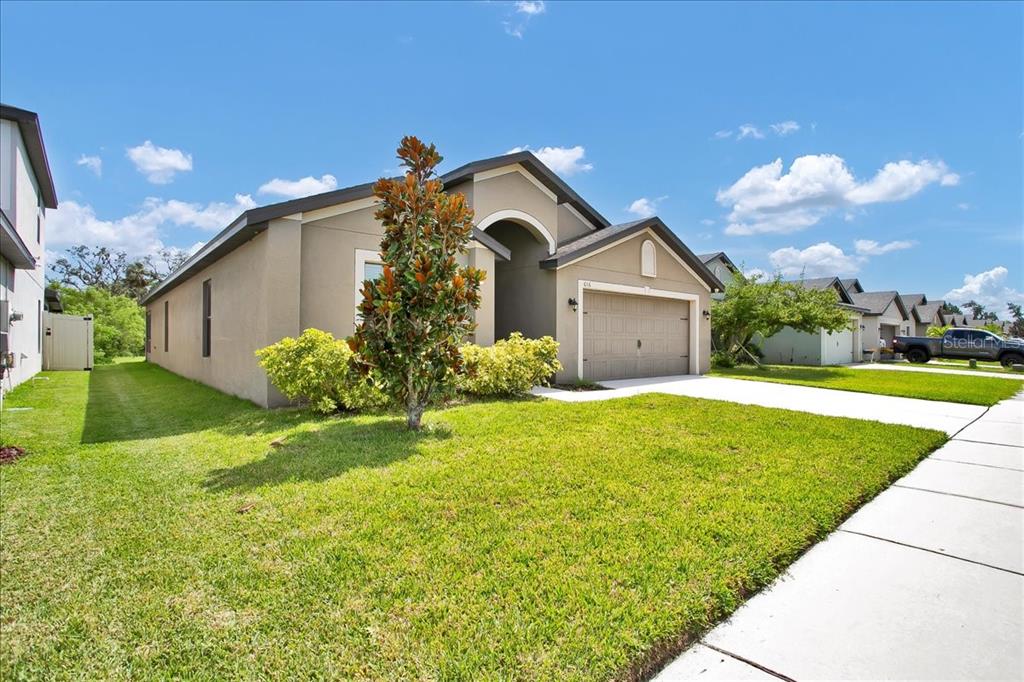 616 CHATHAM WALK DRIVE, RUSKIN, FL — photo 3 of 30