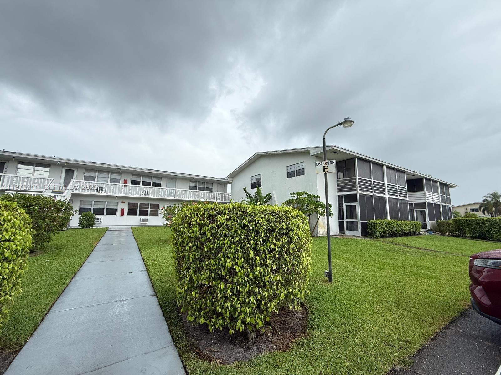104 E Easthampton E # 1, West Palm Beach FL 33417