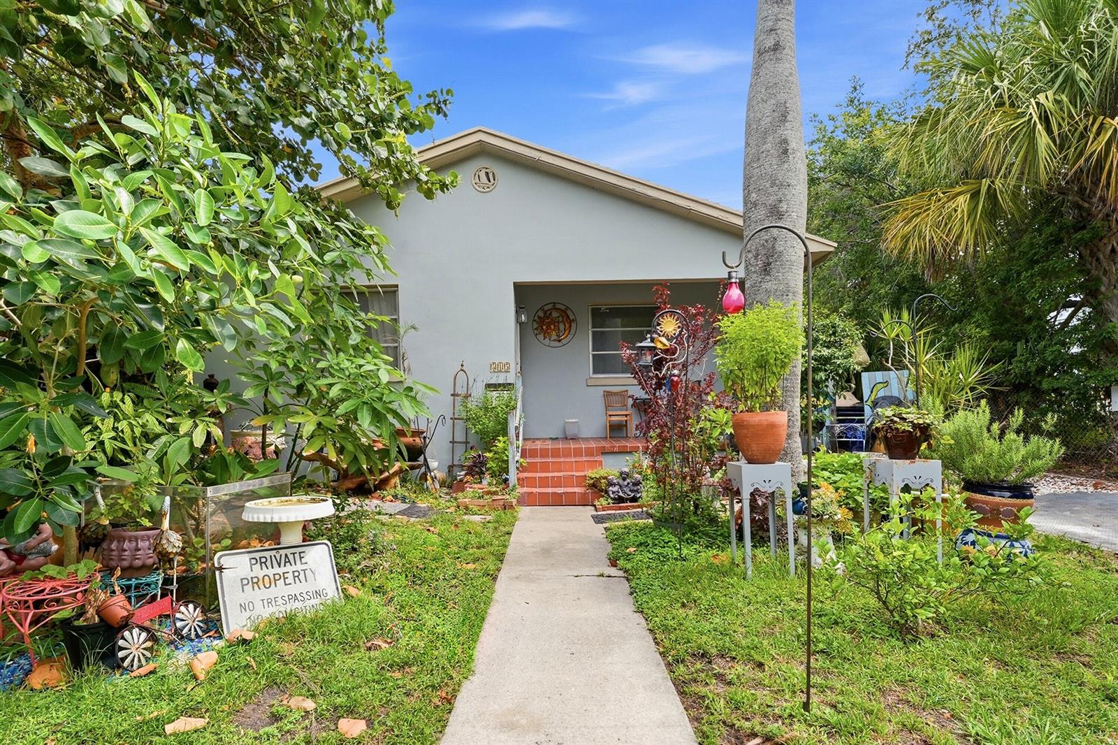 515 Biscayne Drive, West Palm Beach FL 33401