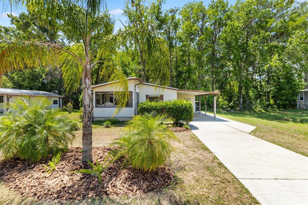 106 OAK BOULEVARD