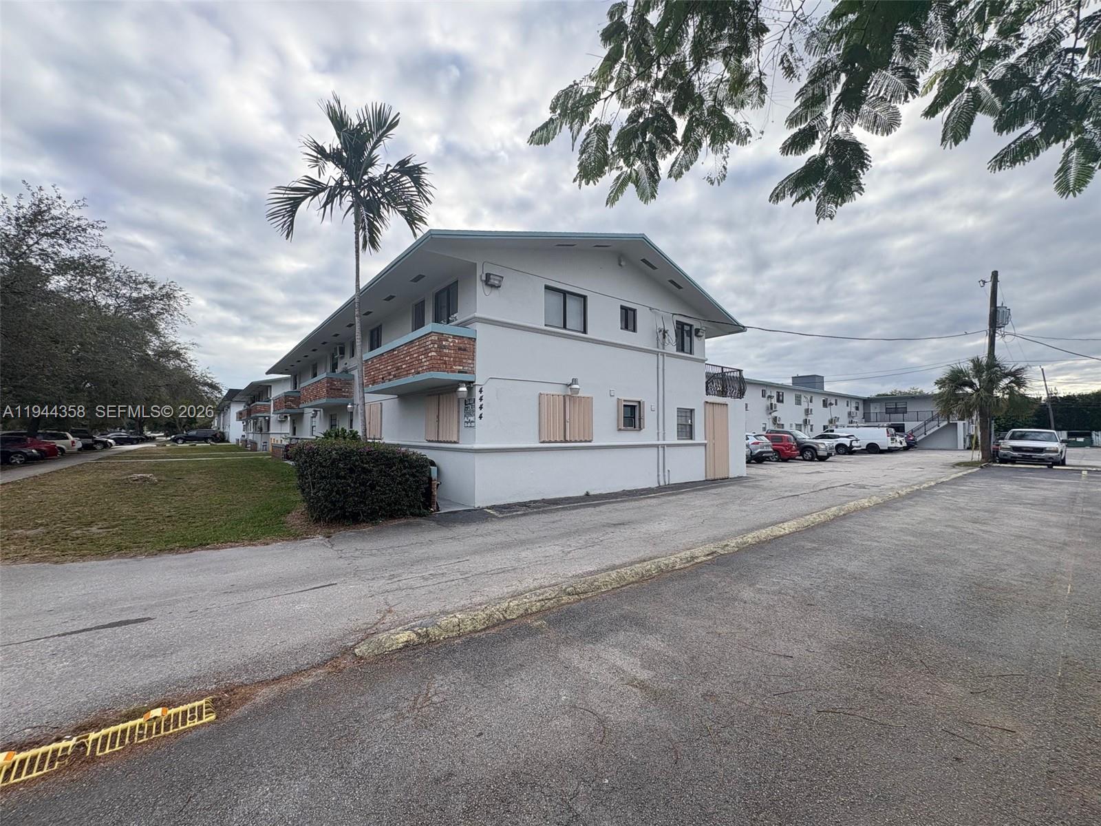 4444 SW 67th Ave # 6, Miami FL 33155