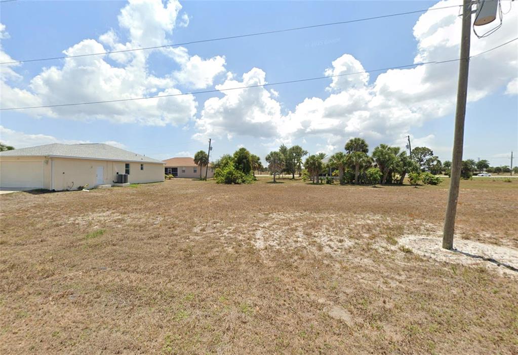 21 BRIG CIRCLE E, PLACIDA, FL — photo 2 of 4