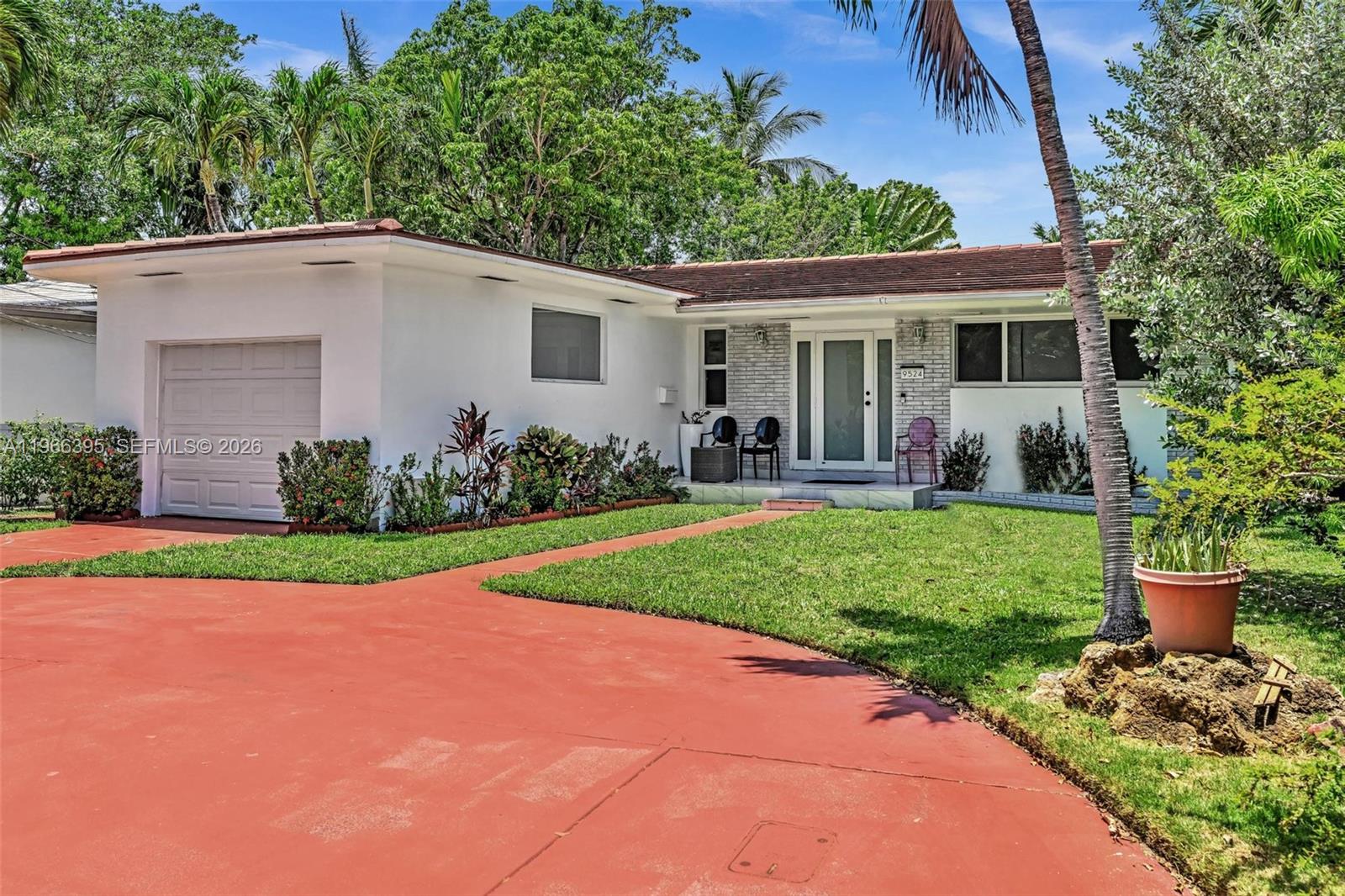 9524 Byron Ave, Surfside FL 33154, SURFSIDE, FL — photo 5 of 30