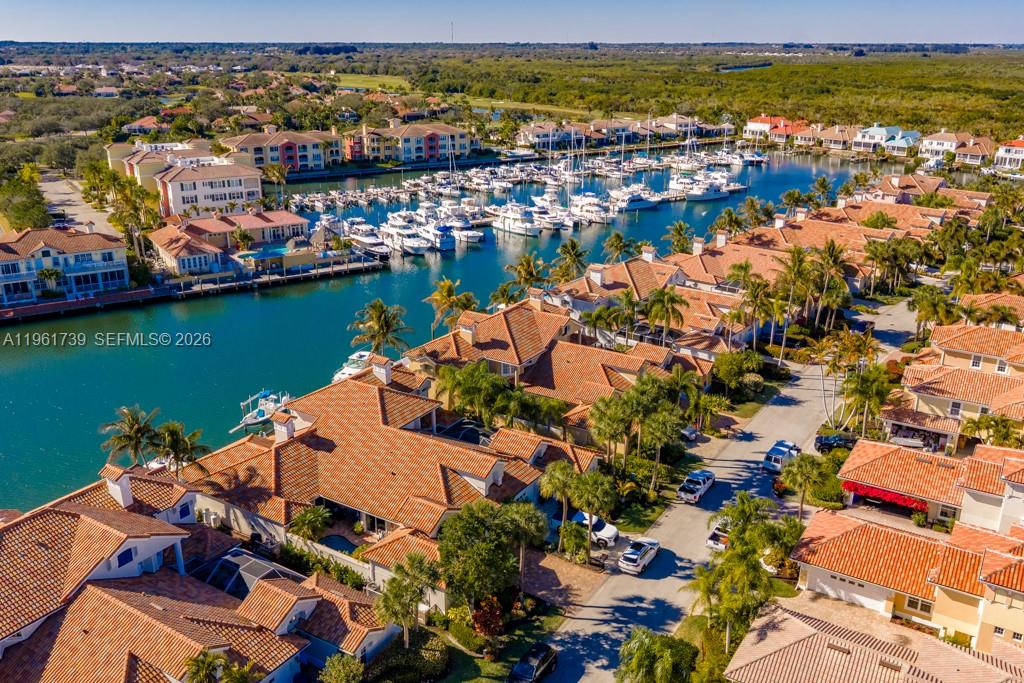 VERO BEACH, FL — photo 5 of 30