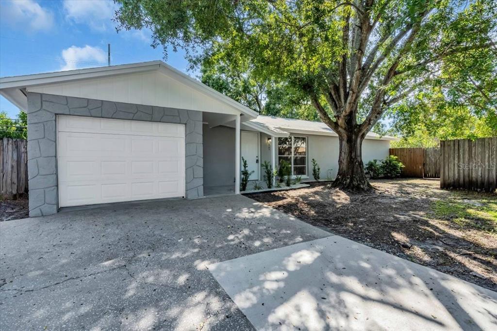 6702 GLEN FOREST COURT