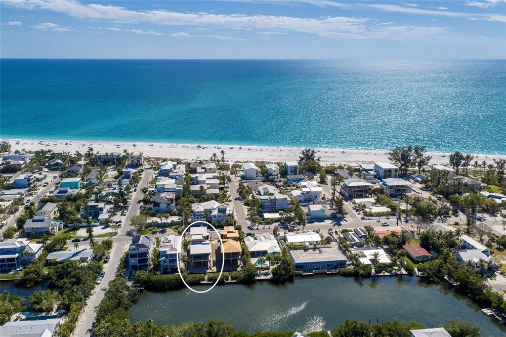 406 N SHORE DRIVE