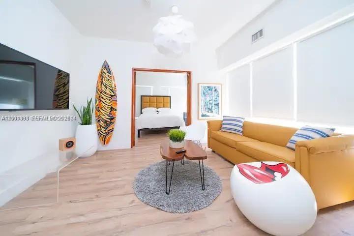 227 1st St # 7, Miami Beach FL 33139