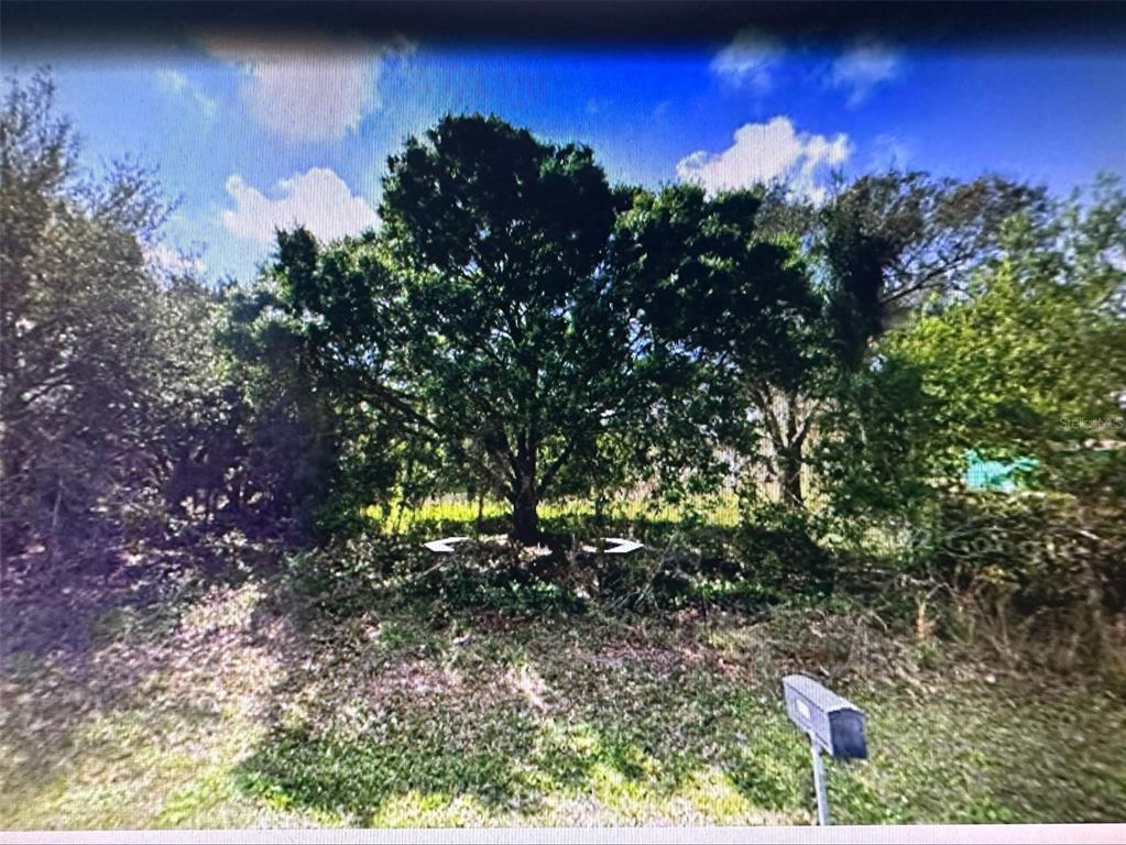 11335 EIGHTH AVENUE, PUNTA GORDA, FL — photo 4 of 6