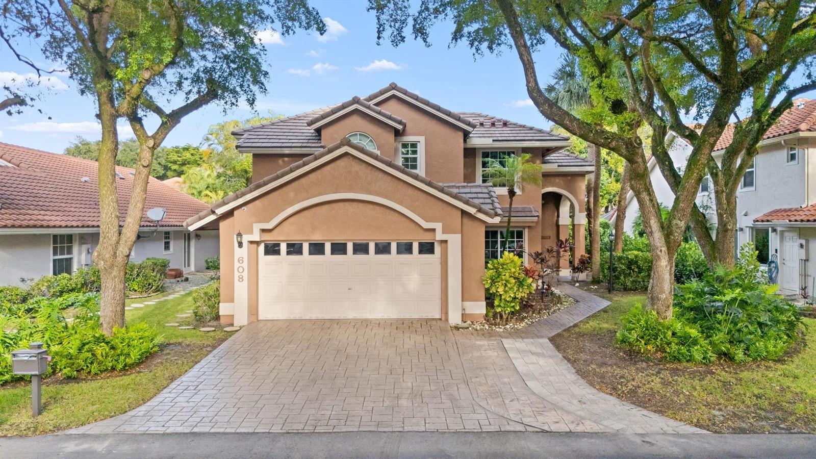608 Misty Oaks Lane, Pompano Beach FL 33069