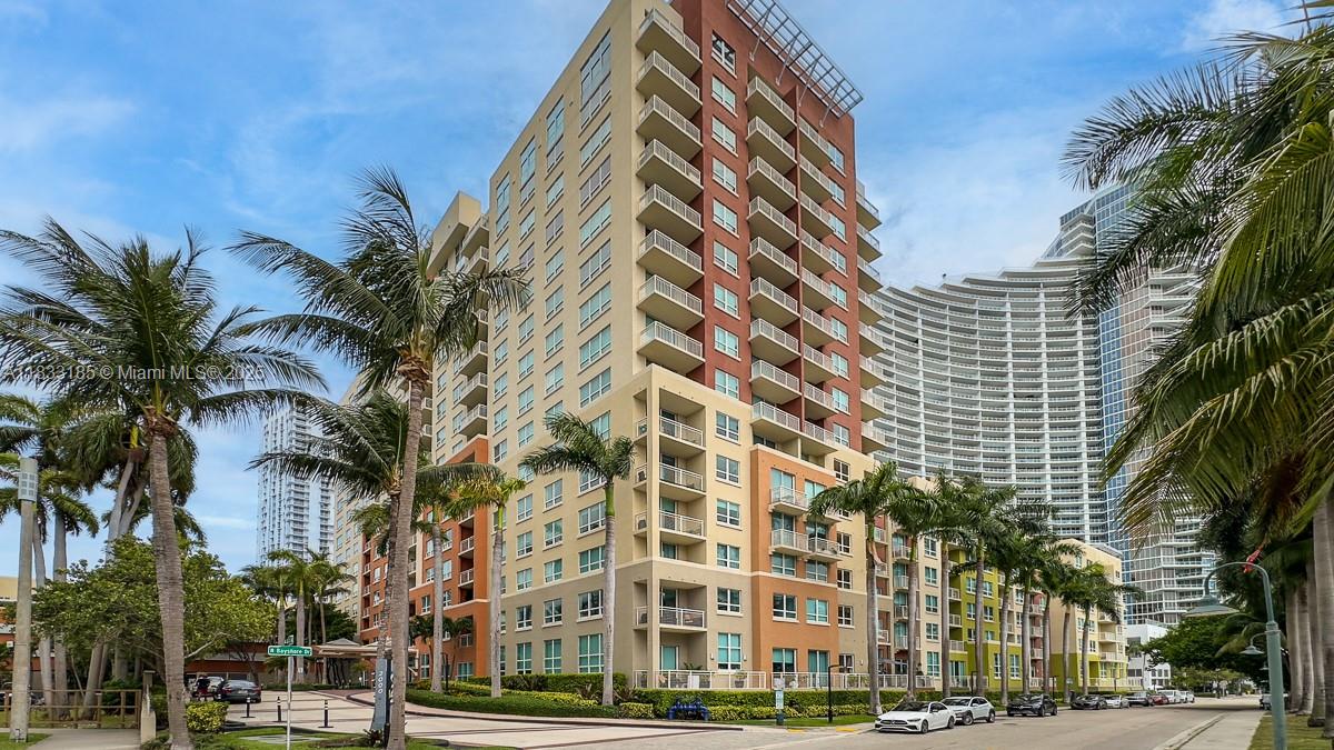 2000 N Bayshore Dr # 203, Miami FL 33137