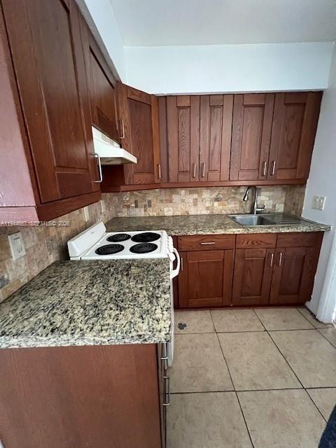 413 SW 2nd Ave, Dania Beach FL 33004