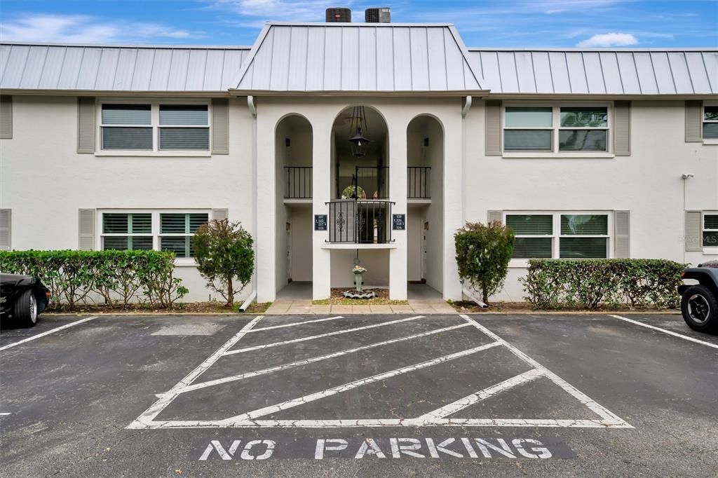 5800 HOLLYWOOD BOULEVARD UNIT 115