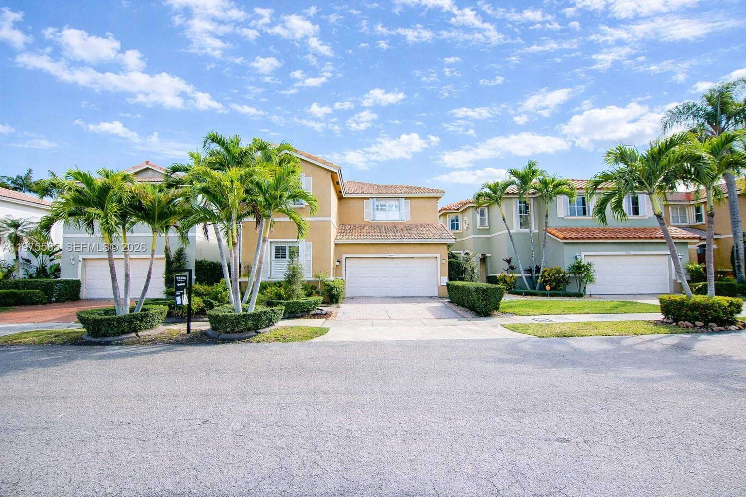 15542 SW 112th Dr, Miami FL 33196