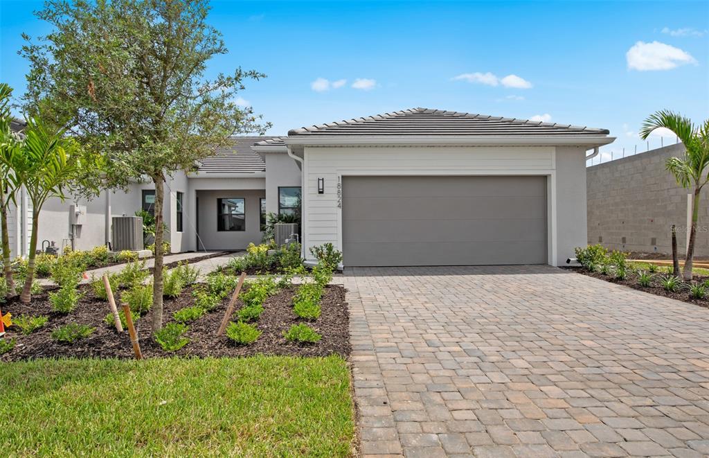 18604 HARBOR SANDS PLACE