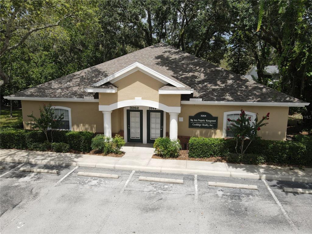 3262 COVE BEND DRIVE