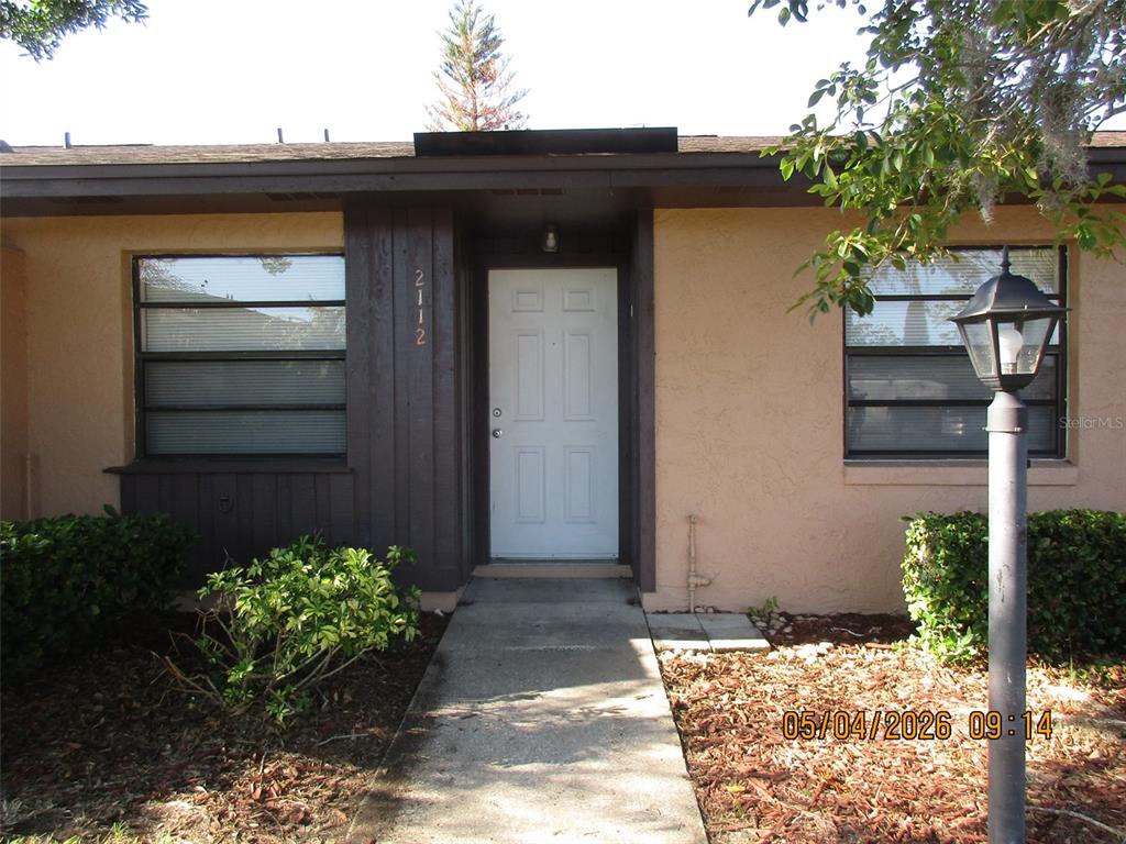 2112 BAHAMAS COURT