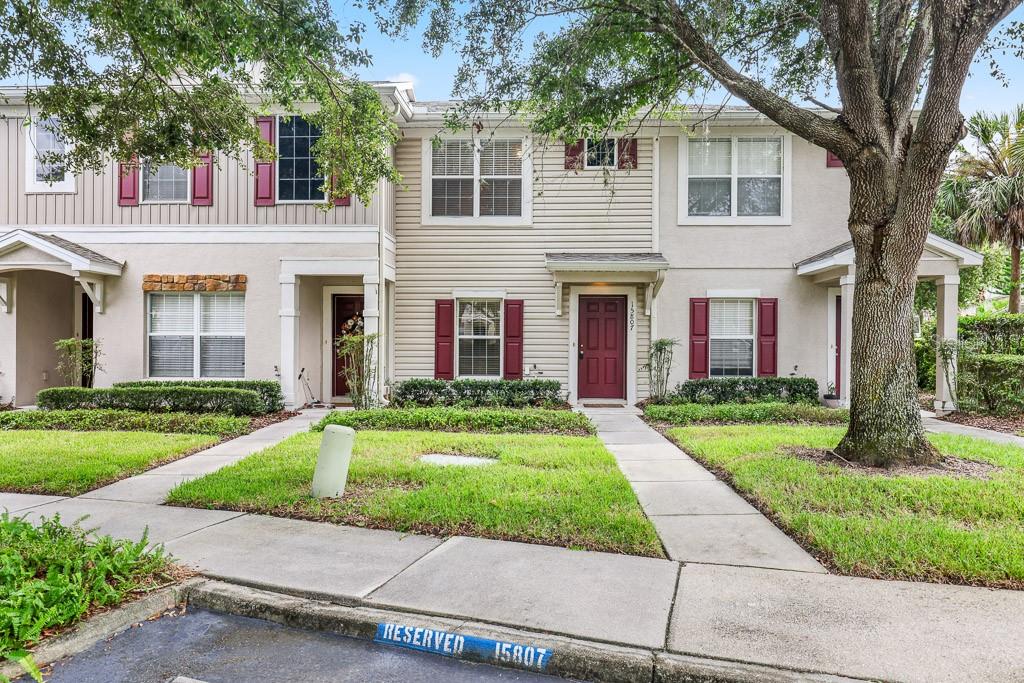 15807 FISHHAWK FALLS DRIVE