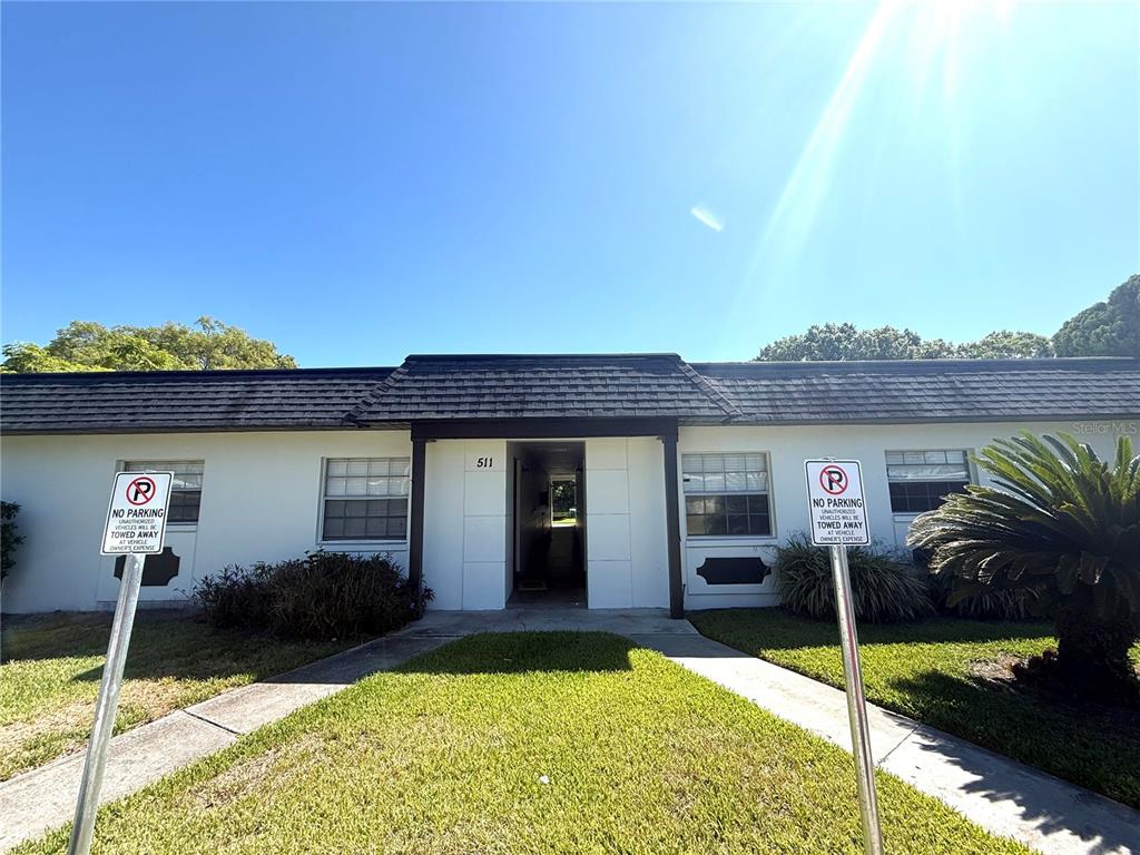 511 DUCHESS COURT UNIT 1