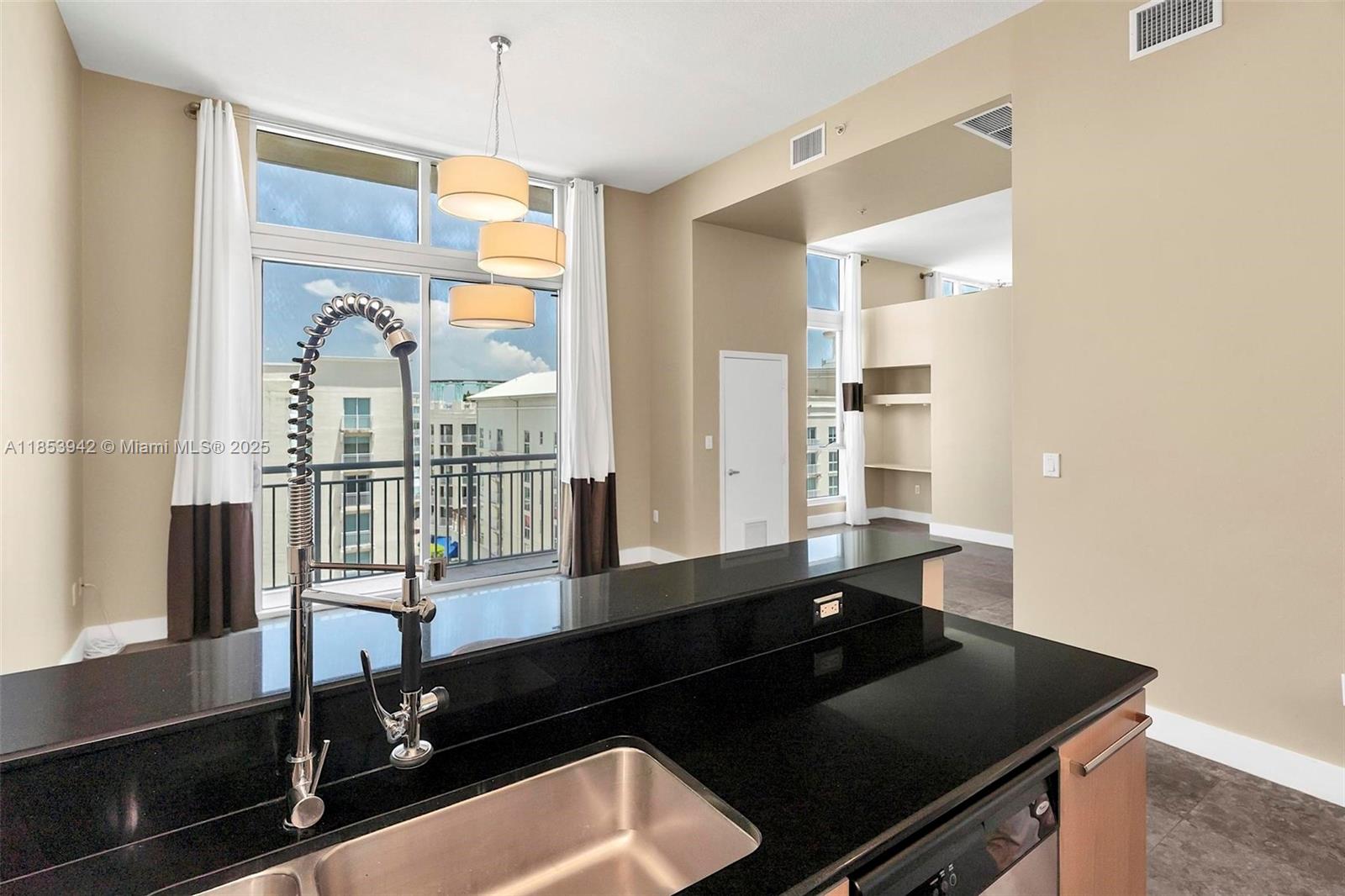 9055 SW 73rd Ct # 606, Miami FL 33156