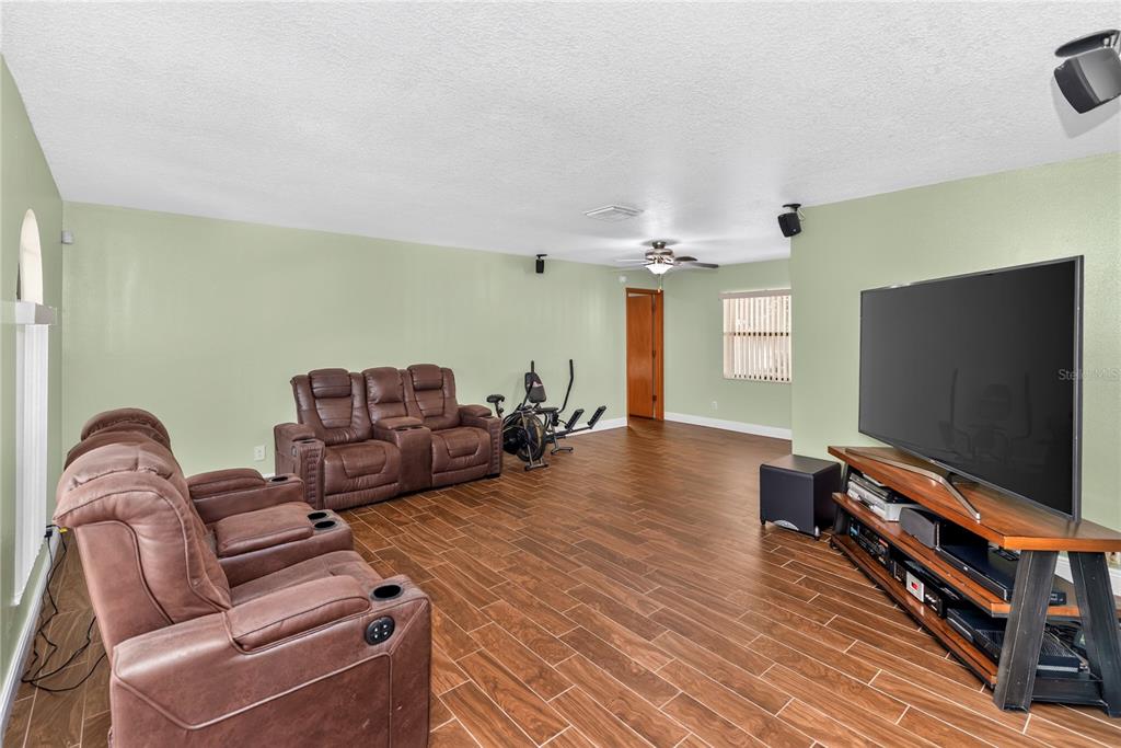829 SYLVIA DRIVE, DELTONA, FL — photo 4 of 28