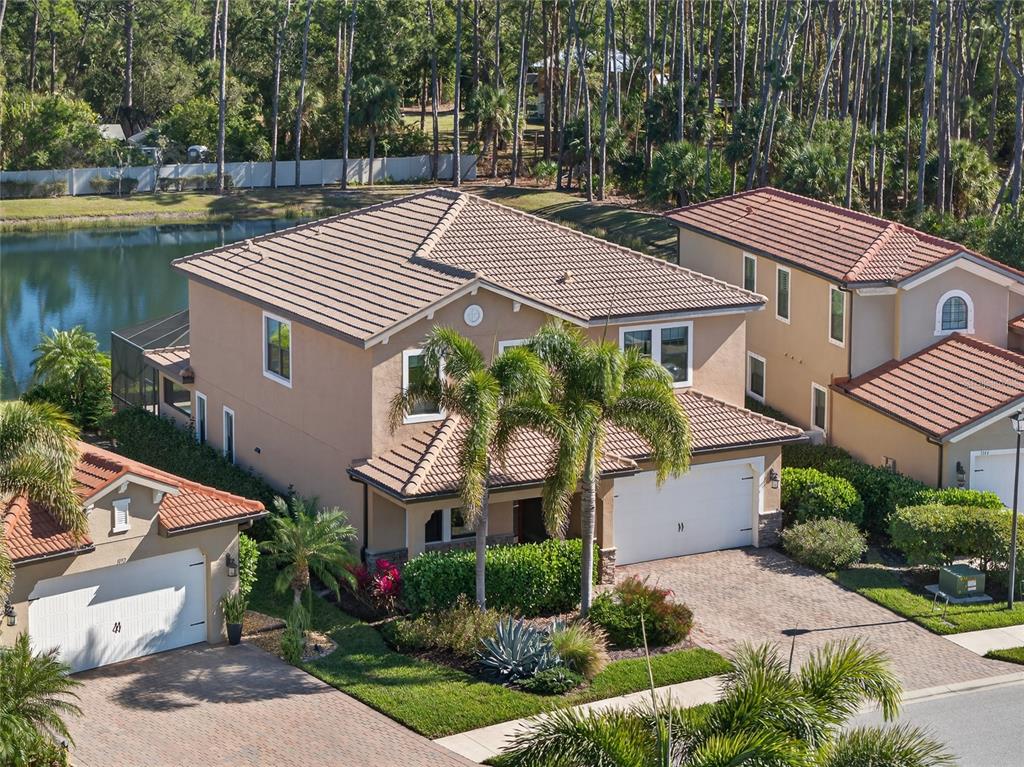 1048 BRADBERRY DRIVE