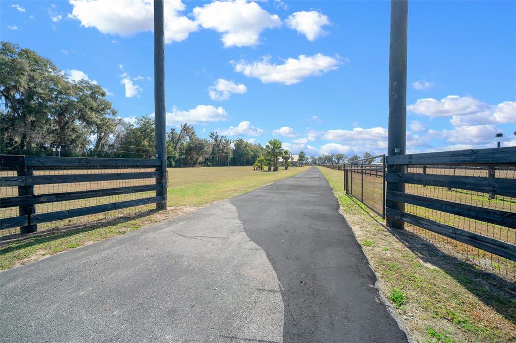 2198 W HIGHWAY 329, CITRA, FL — photo 4 of 30