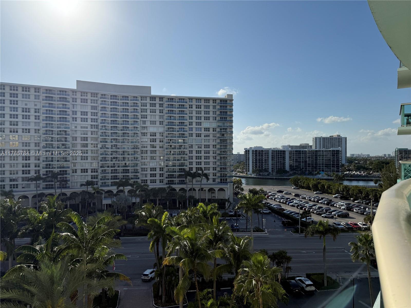 3801 S Ocean Dr # 8T, Hollywood FL 33019