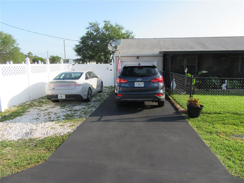 1 WILLOW COURT