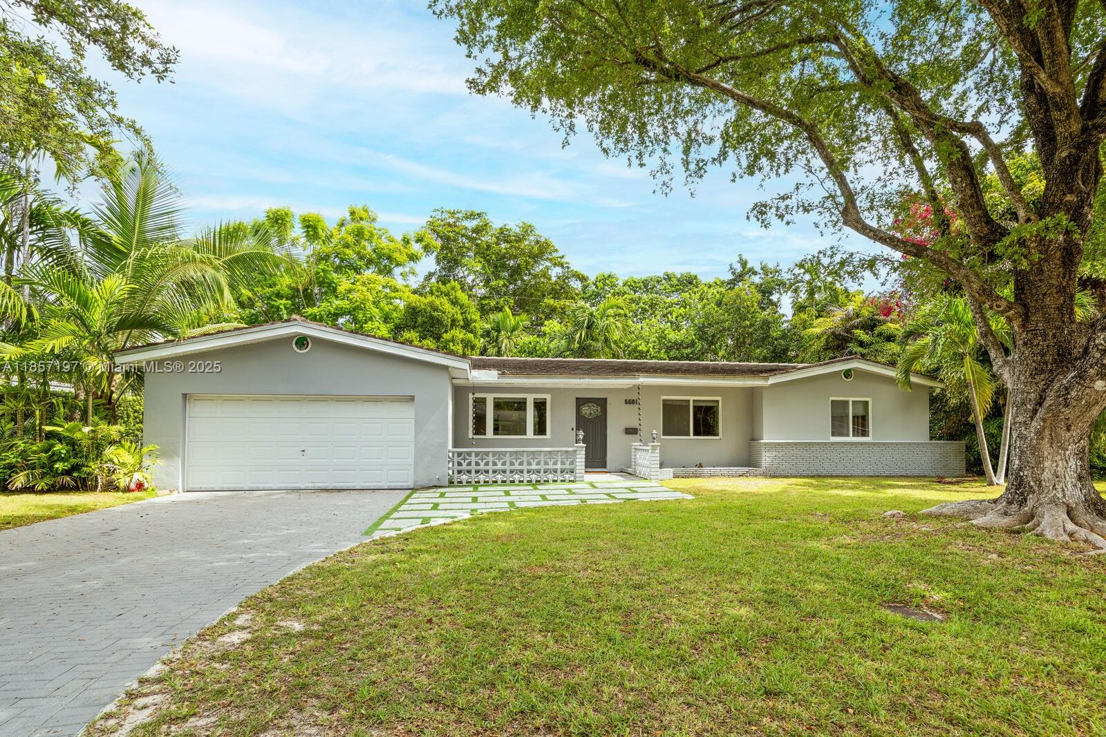 6501 SW 65th St, South Miami FL 33143