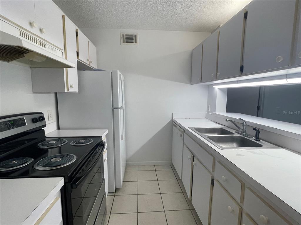 3921 SW 34TH STREET UNIT 206, GAINESVILLE, FL — photo 5 of 30