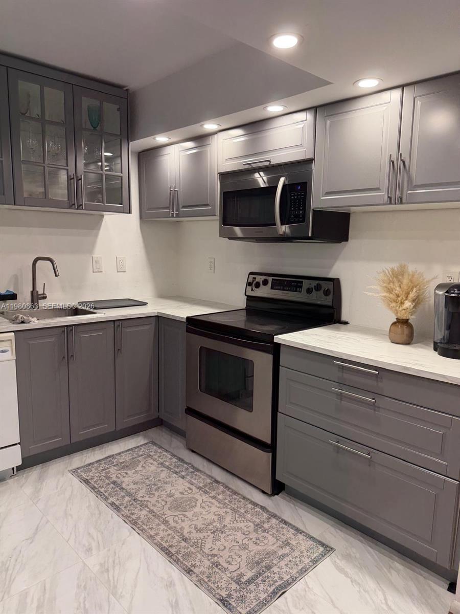 851 Three Islands Blvd # 308, Hallandale Beach FL 33009