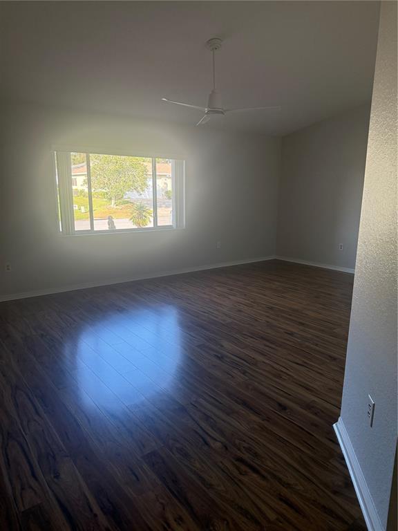 9050 SE 135TH LOOP, SUMMERFIELD, FL — photo 4 of 13