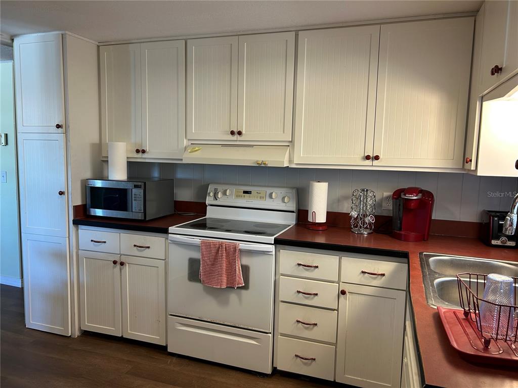 4775 TRI PAR DRIVE, SARASOTA, FL — photo 4 of 30