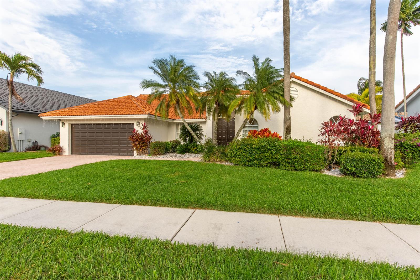 6155 Golf Villas Drive, Boynton Beach FL 33437