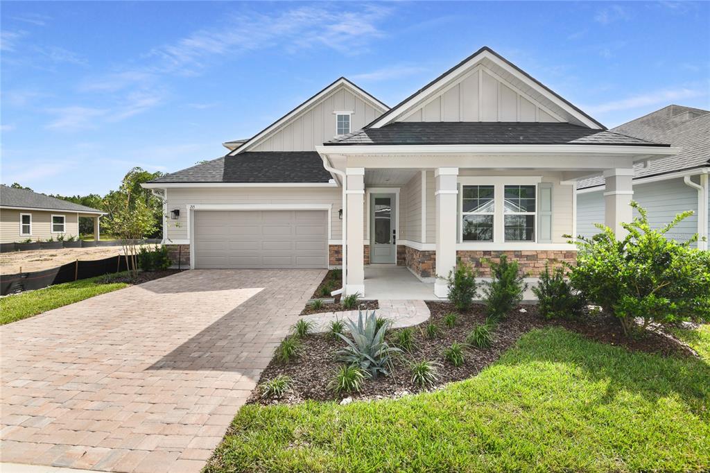 215 THORNBERRY WAY