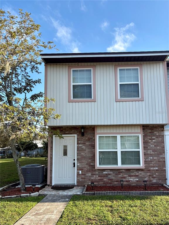 1455 RIDGE LAKE COURT