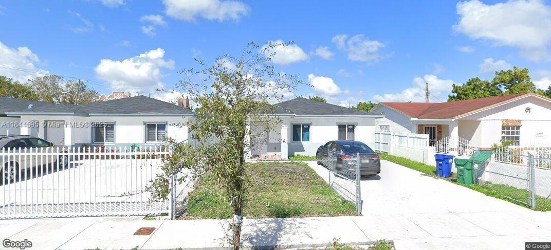 2489 NW 60th St, Miami FL 33142