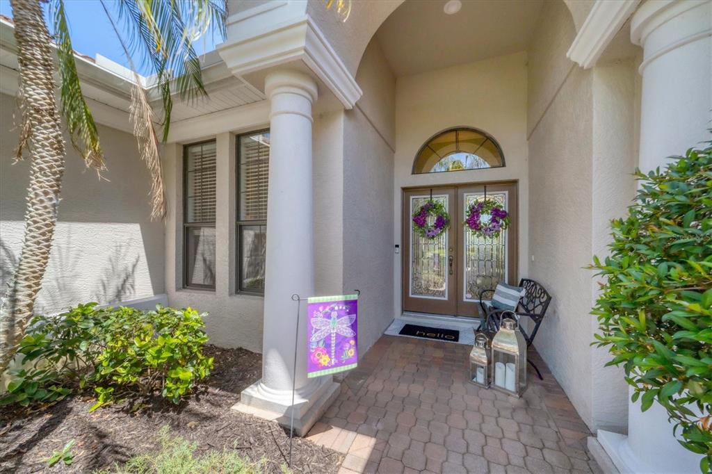 13853 SIENA LOOP, LAKEWOOD RANCH, FL — photo 4 of 30