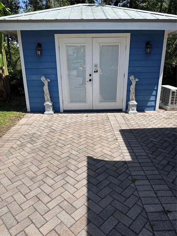 6837 AMANDA VISTA CIRCLE