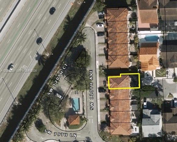This aerial view shows a residential property highlighted in yellow within a townhouse complex — 7905 SW 120th Ave # 7905, Miami FL 33183, MIAMI, FL